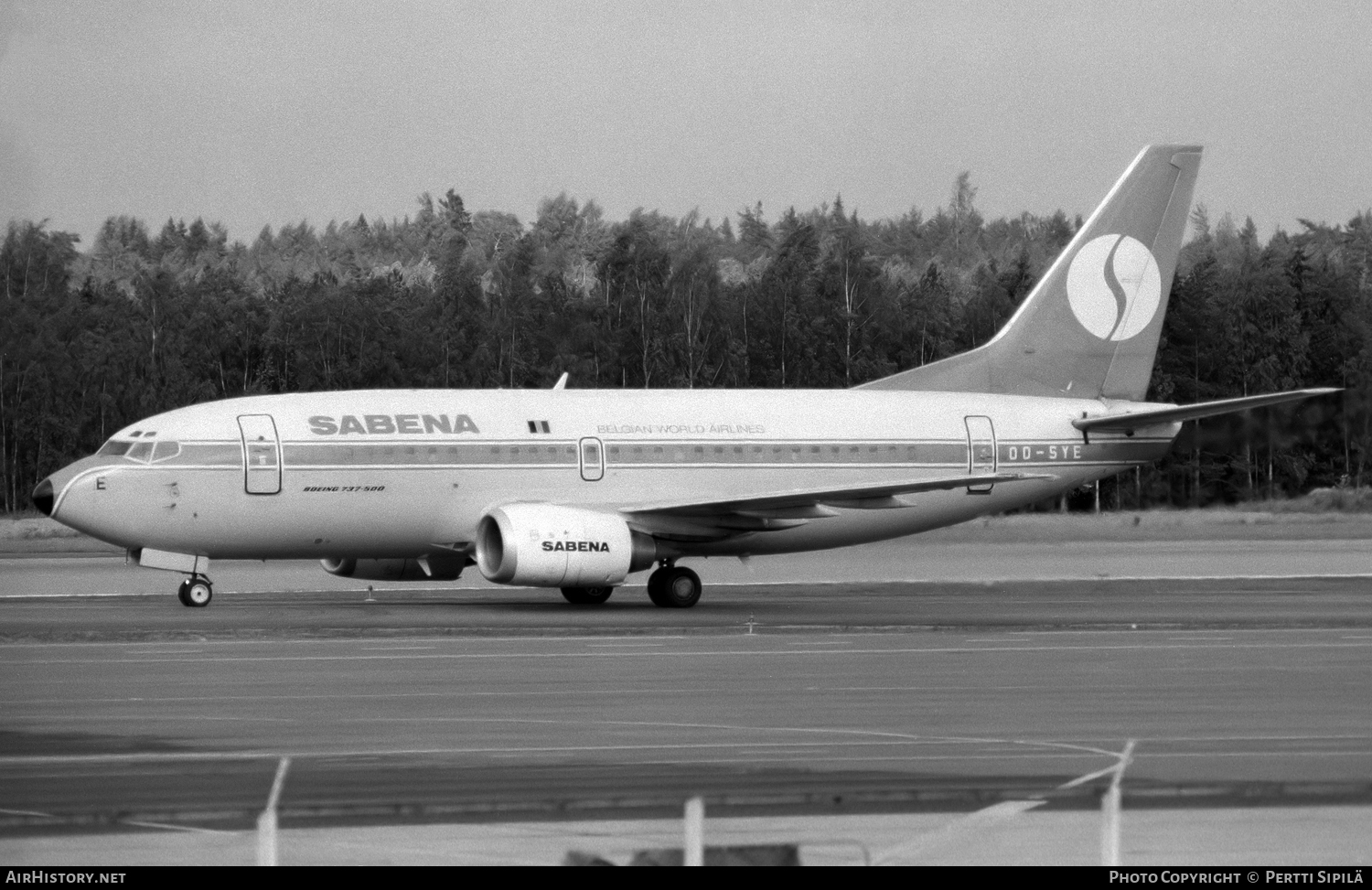 Aircraft Photo of OO-SYE | Boeing 737-529 | Sabena | AirHistory.net #118494