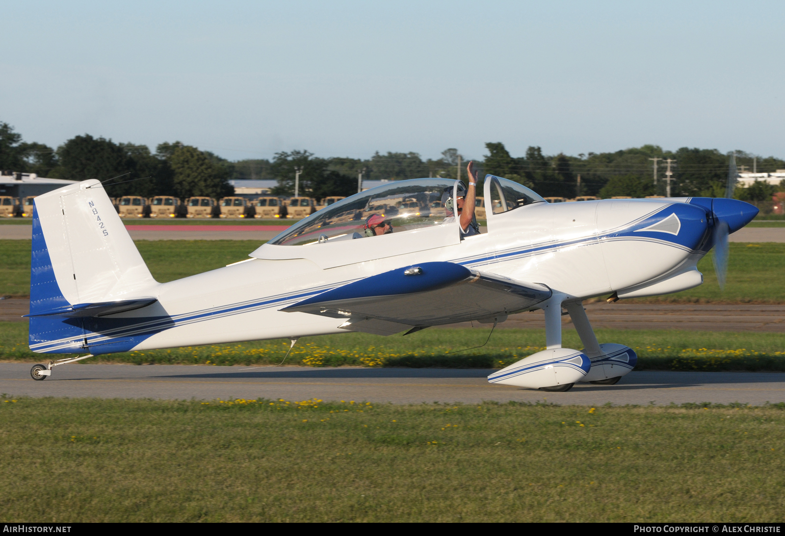 Aircraft Photo of N842S | Van's RV-8 | AirHistory.net #118531