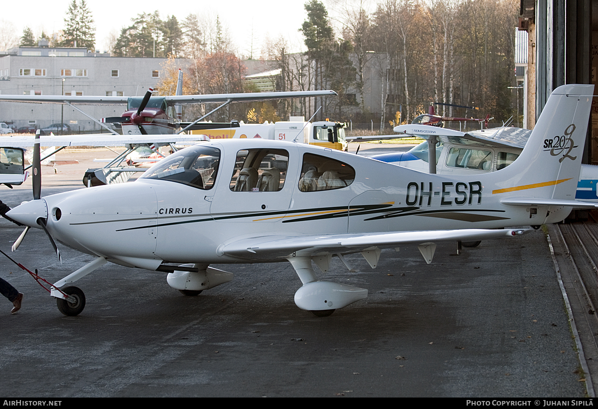 Aircraft Photo of OH-ESR | Cirrus SR-20 G2 | Espoon Moottorilentäjät | AirHistory.net #118553