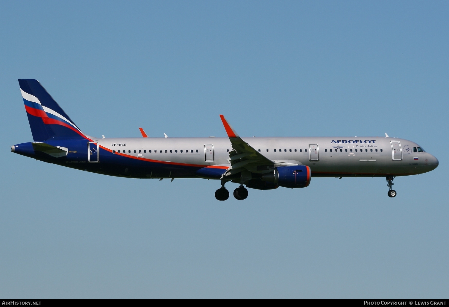 Aircraft Photo of VP-BEE | Airbus A321-211 | Aeroflot - Russian Airlines | AirHistory.net #118647