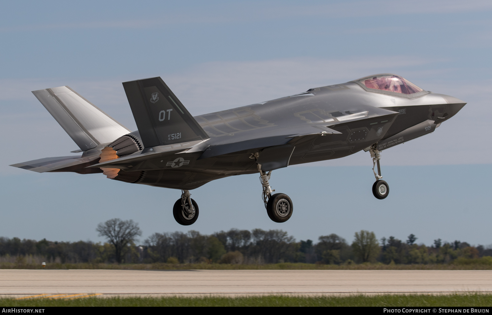 Aircraft Photo of 15-5121 / AF15-5121 | Lockheed Martin F-35A Lightning II | USA - Air Force | AirHistory.net #118797