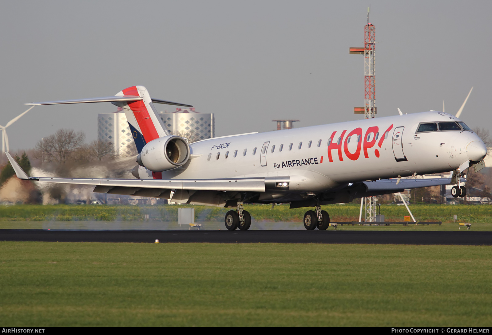 Aircraft Photo of F-GRZM | Bombardier CRJ-701 (CL-600-2C10) | Hop! | AirHistory.net #118867