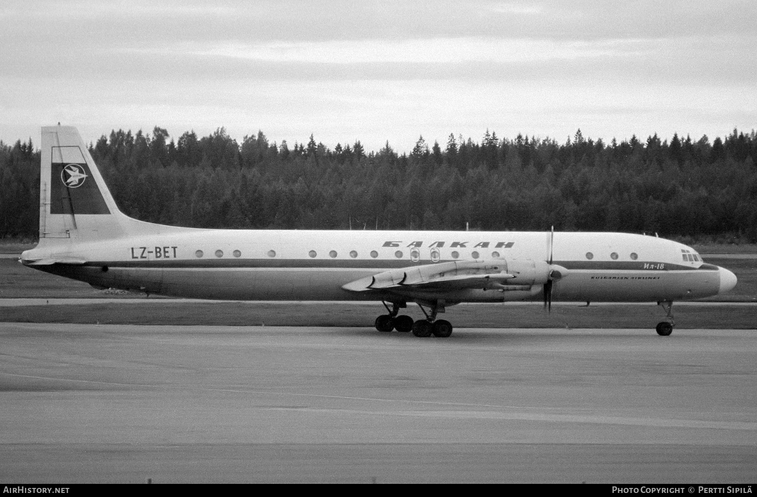 Aircraft Photo of LZ-BET | Ilyushin Il-18D | Balkan - Bulgarian Airlines | AirHistory.net #119005