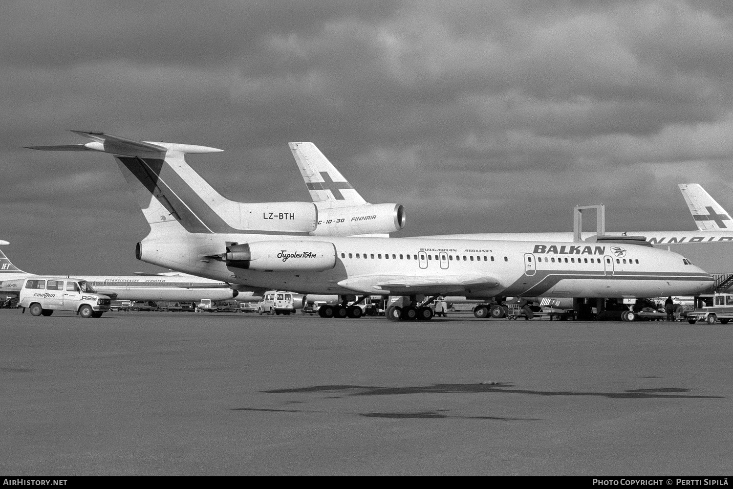 Aircraft Photo of LZ-BTH | Tupolev Tu-154M | Balkan - Bulgarian Airlines | AirHistory.net #119048