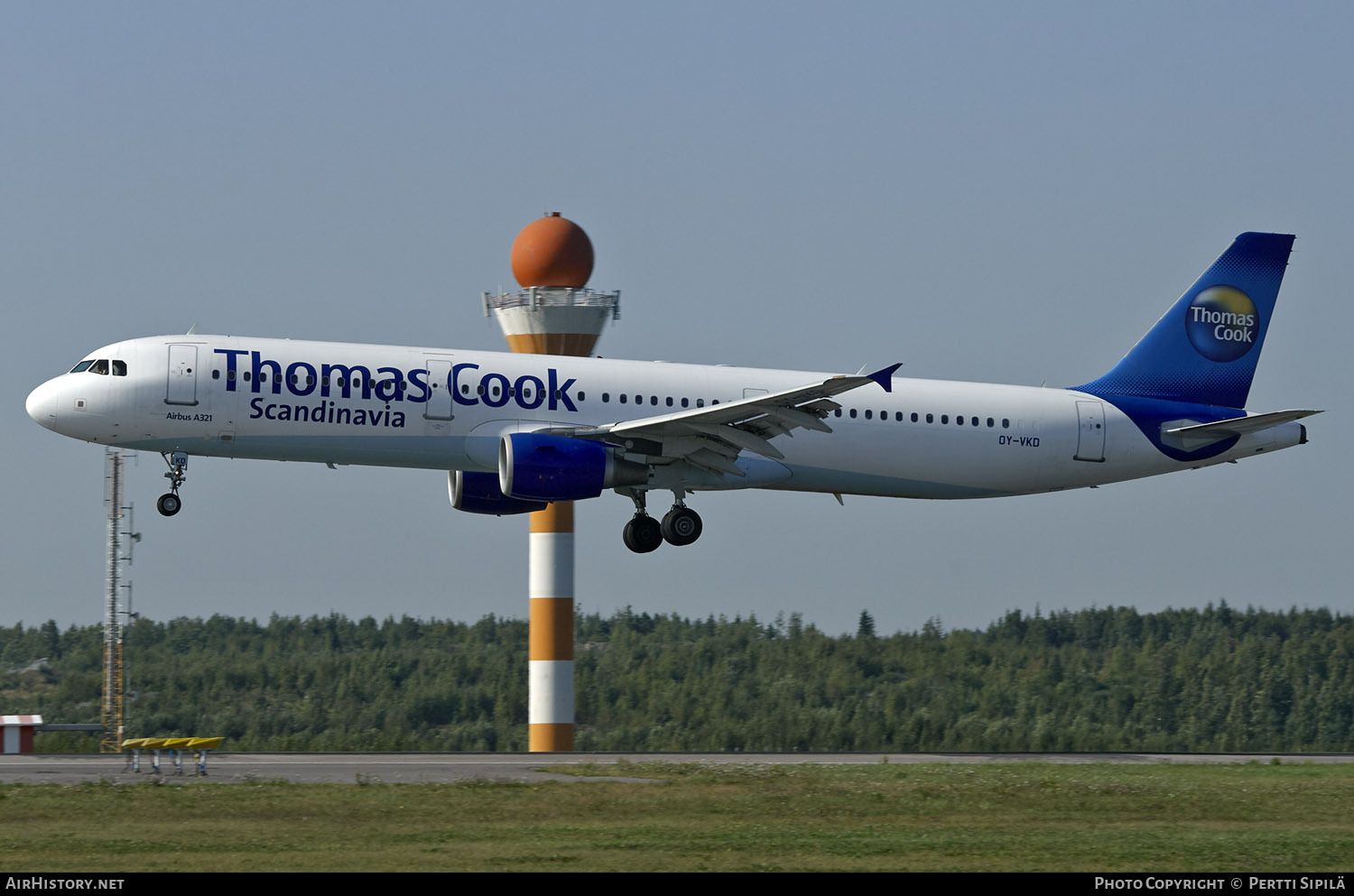 Aircraft Photo of OY-VKD | Airbus A321-211 | Thomas Cook Airlines Scandinavia | AirHistory.net #119098