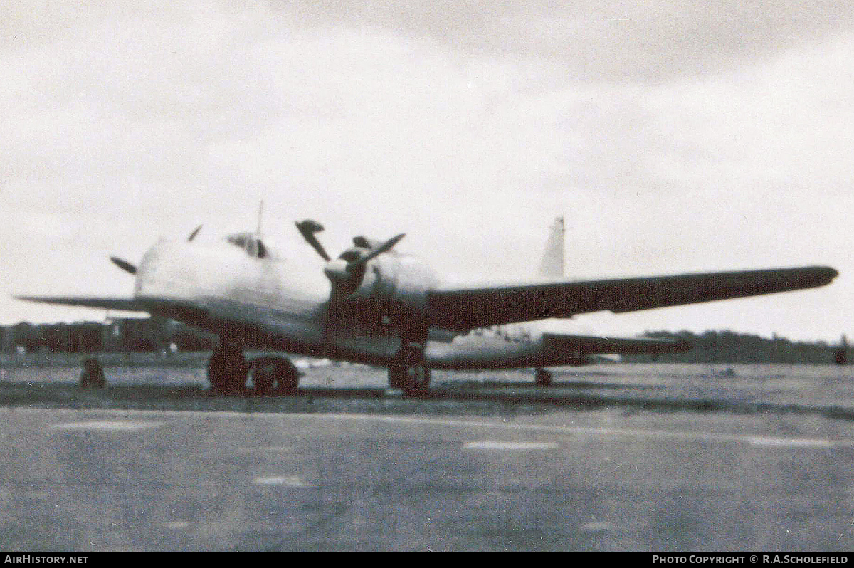 Aircraft Photo of G-ALUH | Vickers Wellington T10 | Airwork | AirHistory.net #119150