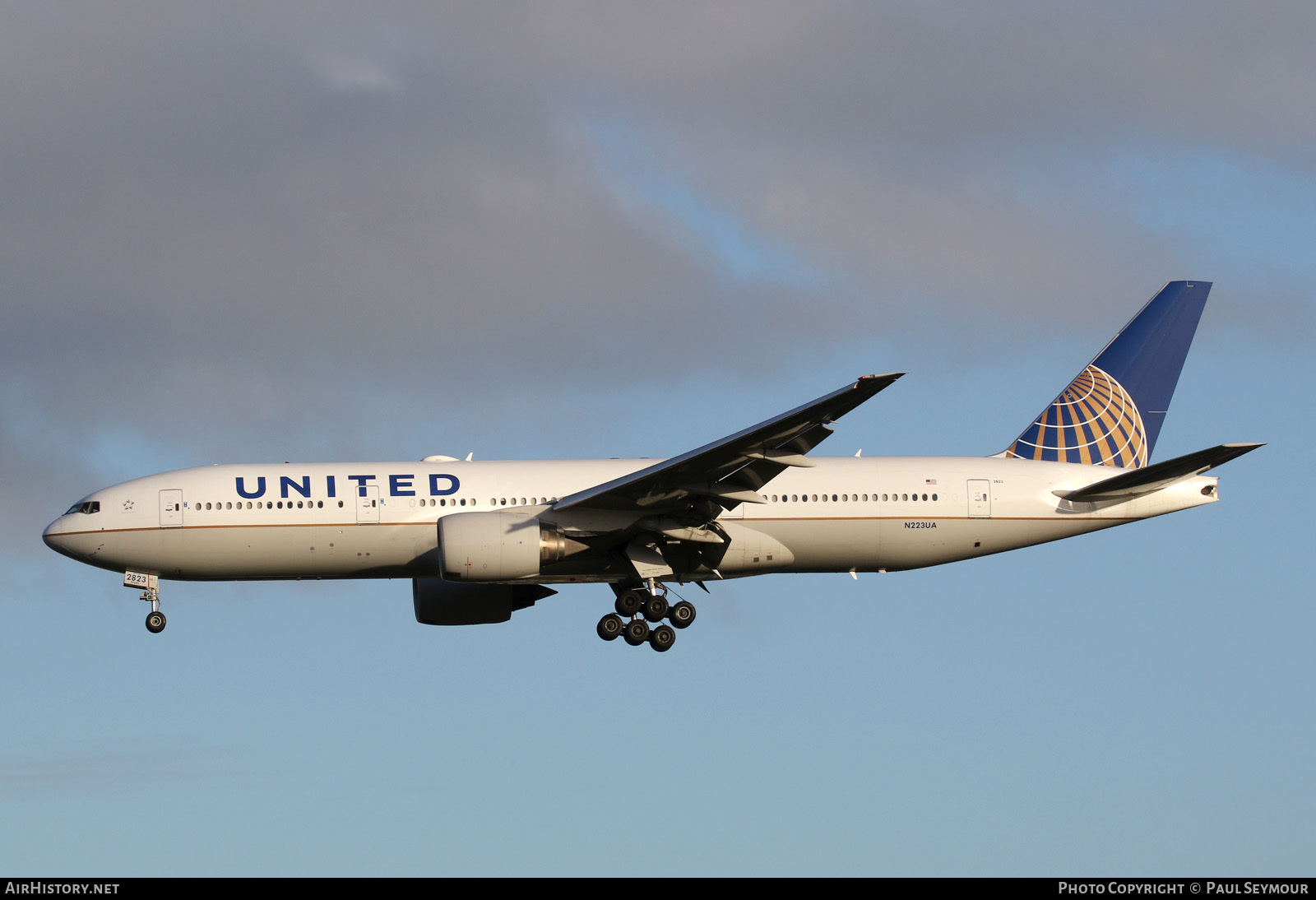 Aircraft Photo of N223UA | Boeing 777-222/ER | United Airlines | AirHistory.net #119154