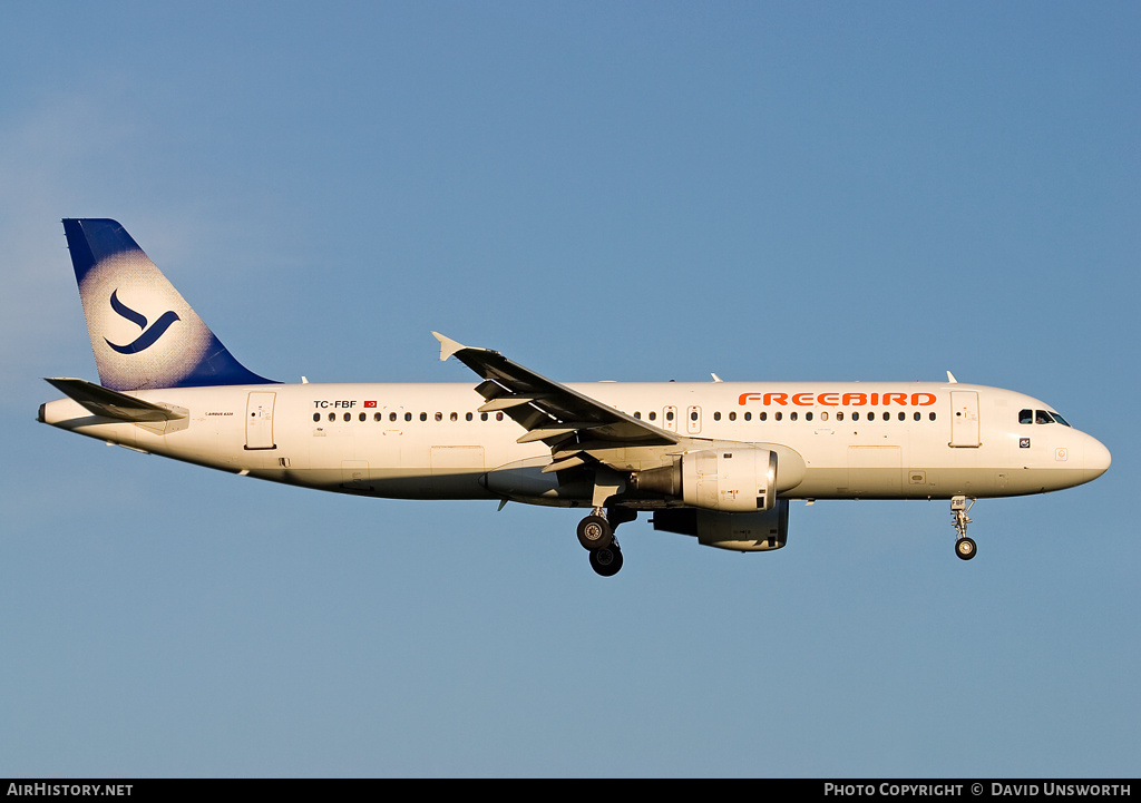 Aircraft Photo of TC-FBF | Airbus A320-212 | Freebird Airlines | AirHistory.net #119206