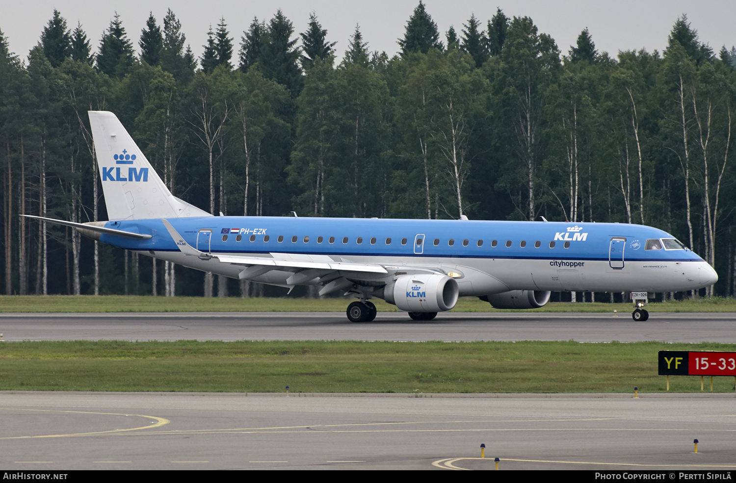 Aircraft Photo of PH-EZK | Embraer 190STD (ERJ-190-100STD) | KLM Cityhopper | AirHistory.net #119413