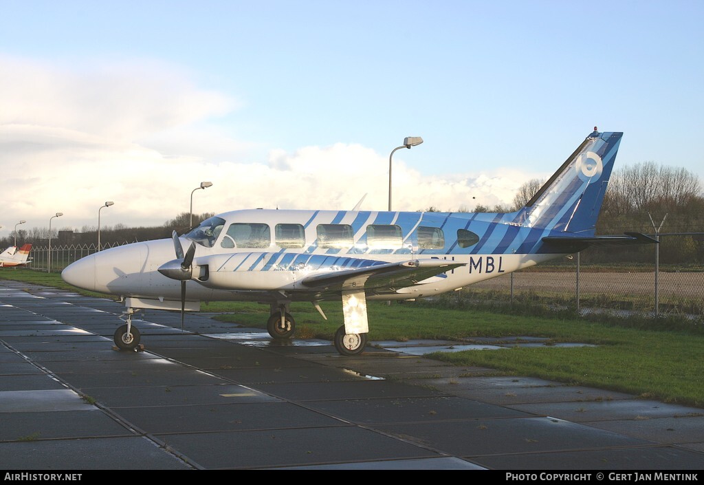 Aircraft Photo of PH-MBL | Piper PA-31-350 Navajo Chieftain | AirHistory.net #119436