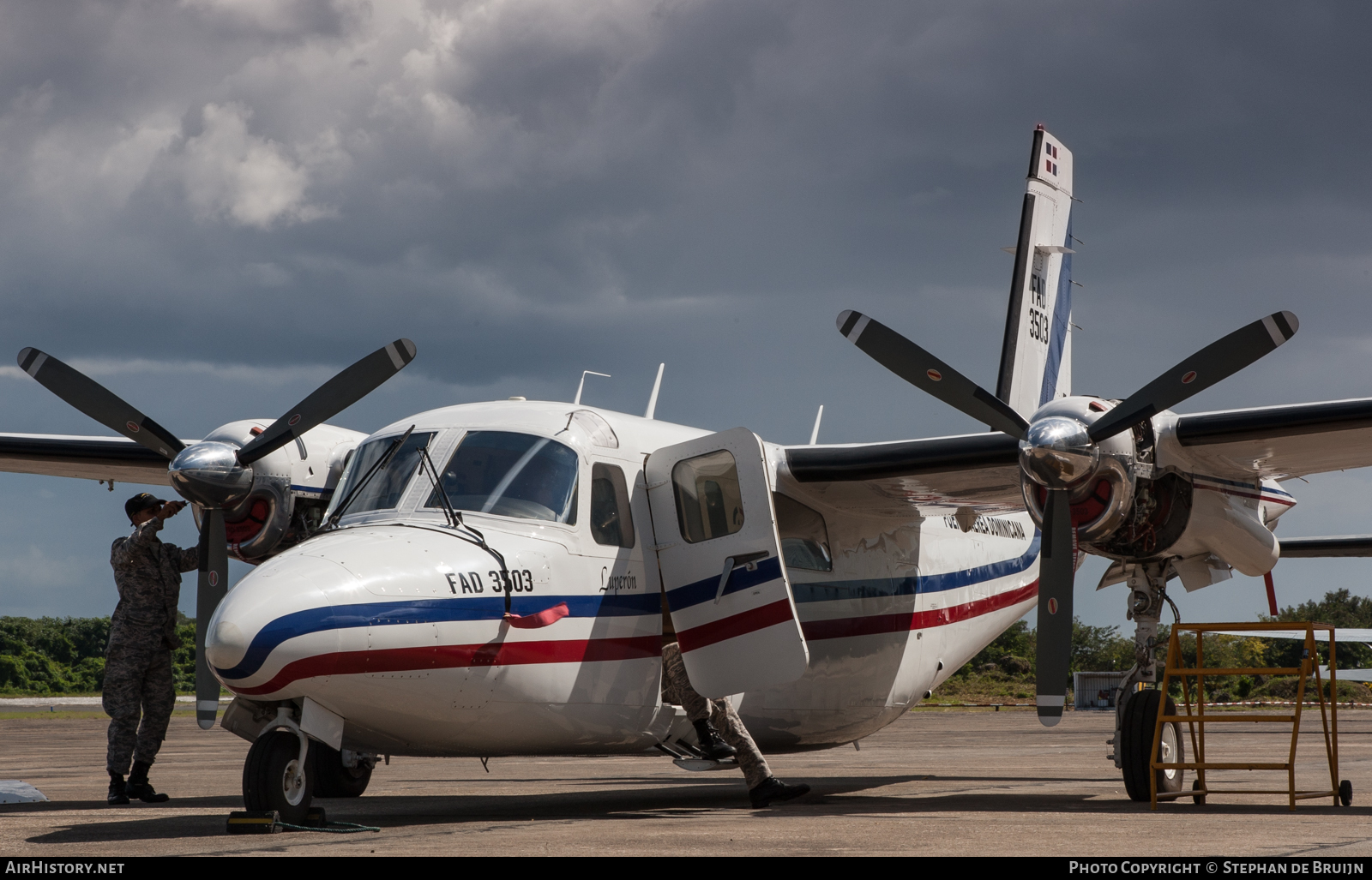 Aircraft Photo of 3503 / FAD 3503 | Aero Commander 690 Turbo Commander | Dominican Republic - Air Force | AirHistory.net #119444