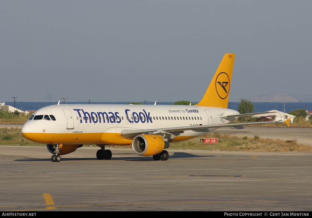 Aircraft Photo of D-AICK | Airbus A320-212 | Thomas Cook Airlines | AirHistory.net #119455