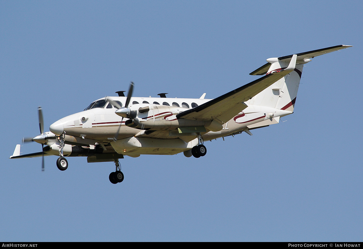 Aircraft Photo of N789LL | Raytheon 350 King Air (B300) | AirHistory.net #119491