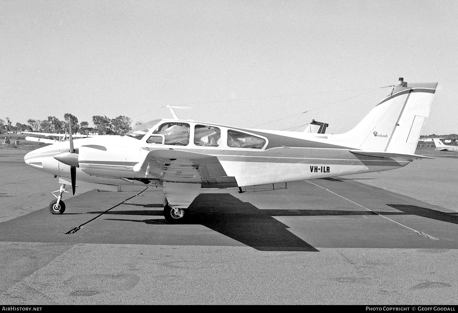 Aircraft Photo of VH-ILR | Beech D55 Baron | AirHistory.net #119591