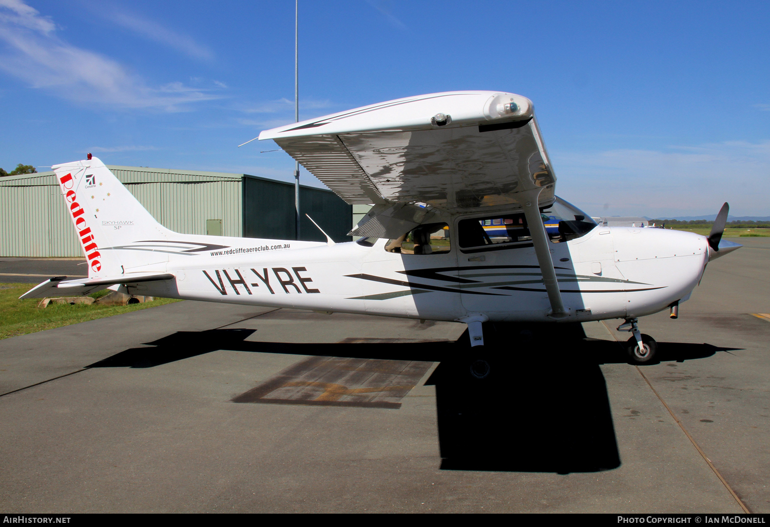 Aircraft Photo of VH-YRE | Cessna 172S Skyhawk SP | Redcliffe Aero Club | AirHistory.net #119601