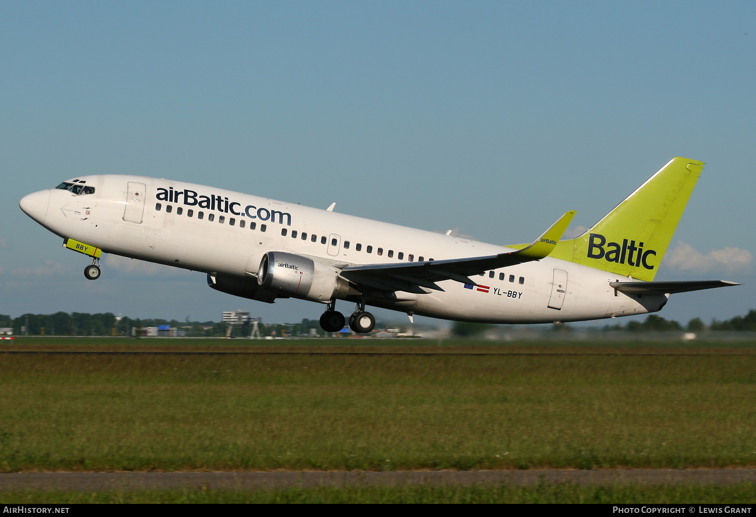 Aircraft Photo of YL-BBY | Boeing 737-36Q | AirBaltic | AirHistory.net #119912