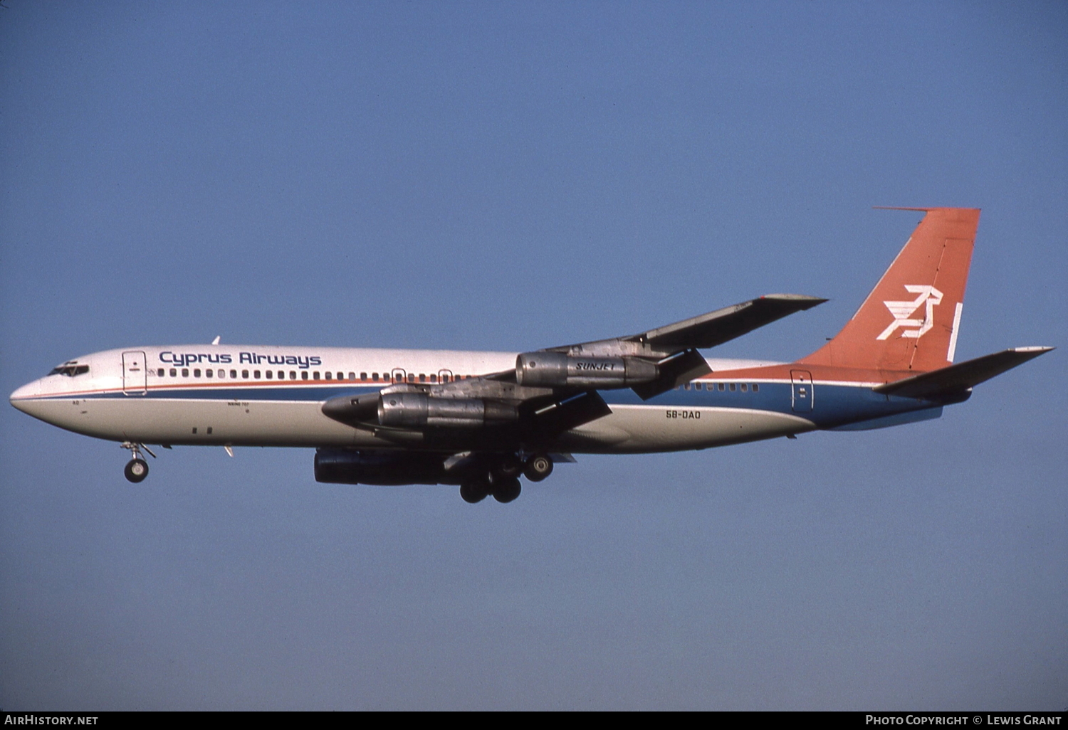 Aircraft Photo of 5B-DAO | Boeing 707-123B | Cyprus Airways | AirHistory.net #120077