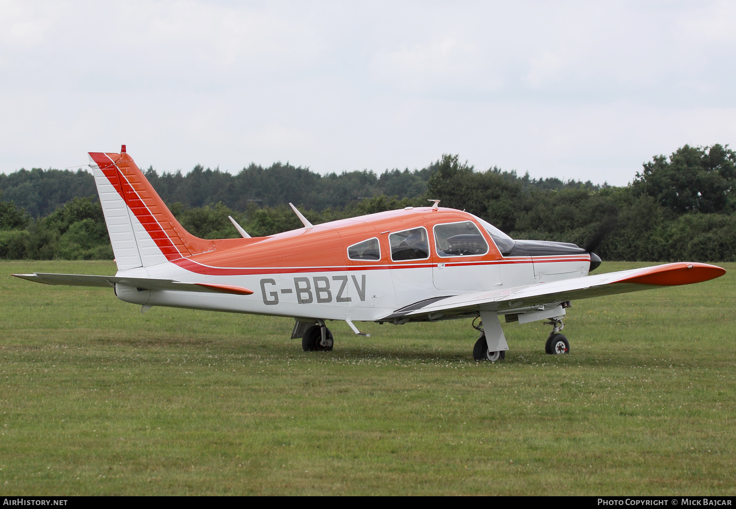 Aircraft Photo of G-BBZV | Piper PA-28R-200 Cherokee Arrow II | AirHistory.net #120097