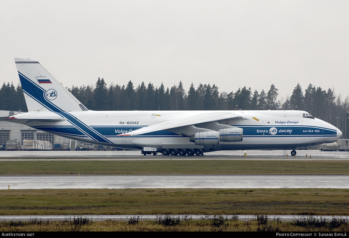 Aircraft Photo of RA-82042 | Antonov An-124-100 Ruslan | Volga-Dnepr Airlines | AirHistory.net #120158