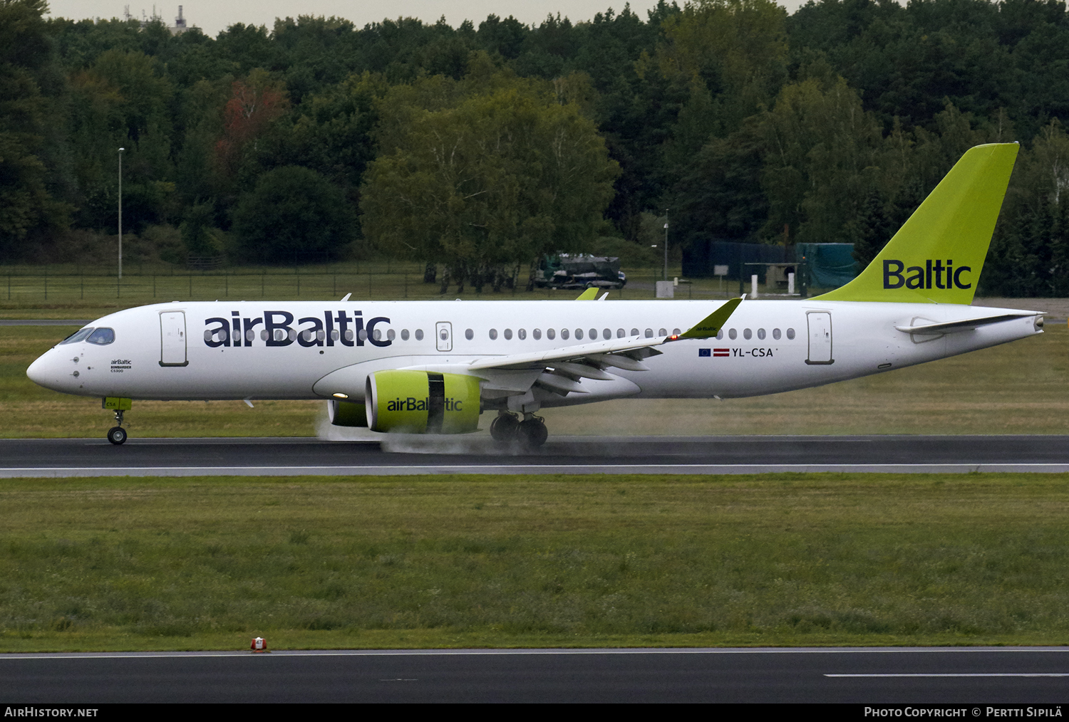 Aircraft Photo of YL-CSA | Bombardier CSeries CS300 (BD-500-1A11) | AirBaltic | AirHistory.net #120247