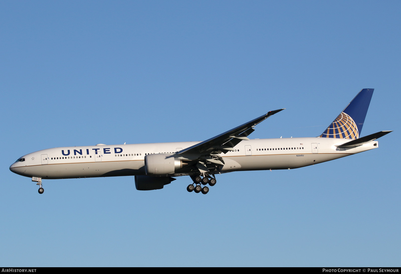 Aircraft Photo of N2645U | Boeing 777-300/ER | United Airlines | AirHistory.net #120259