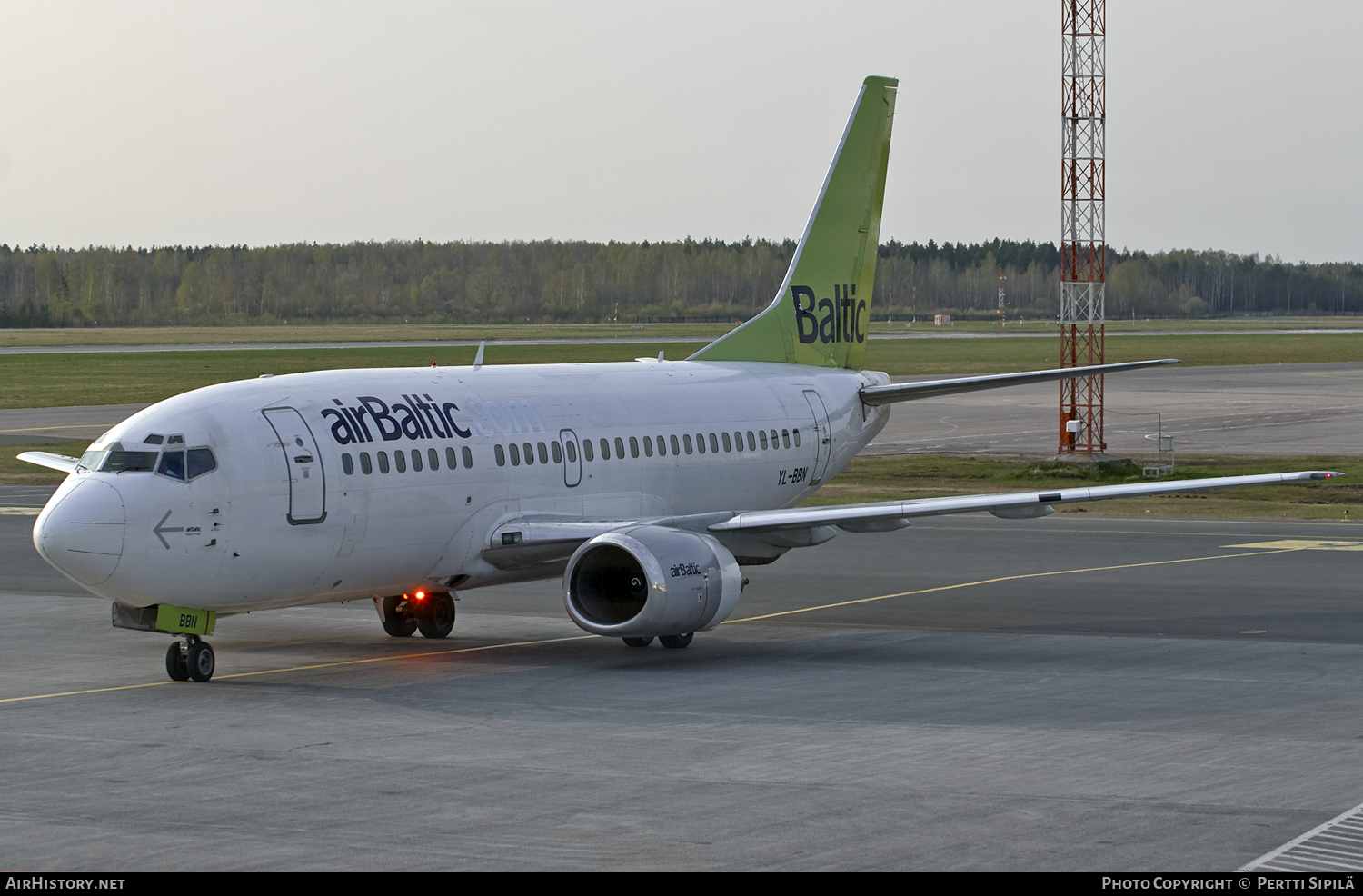 Aircraft Photo of YL-BBN | Boeing 737-522 | AirBaltic | AirHistory.net #120265