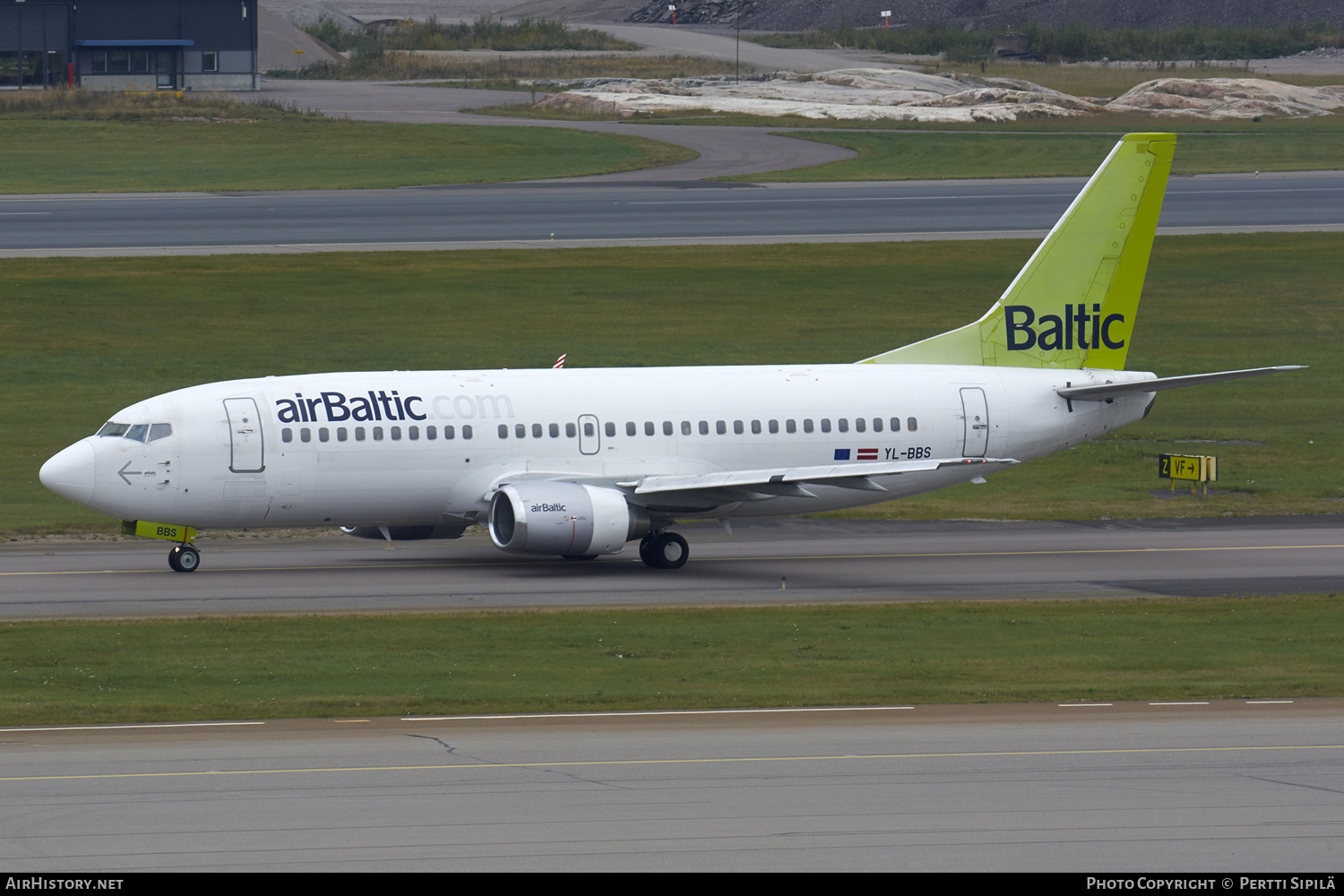 Aircraft Photo of YL-BBS | Boeing 737-31S | AirBaltic | AirHistory.net #120274