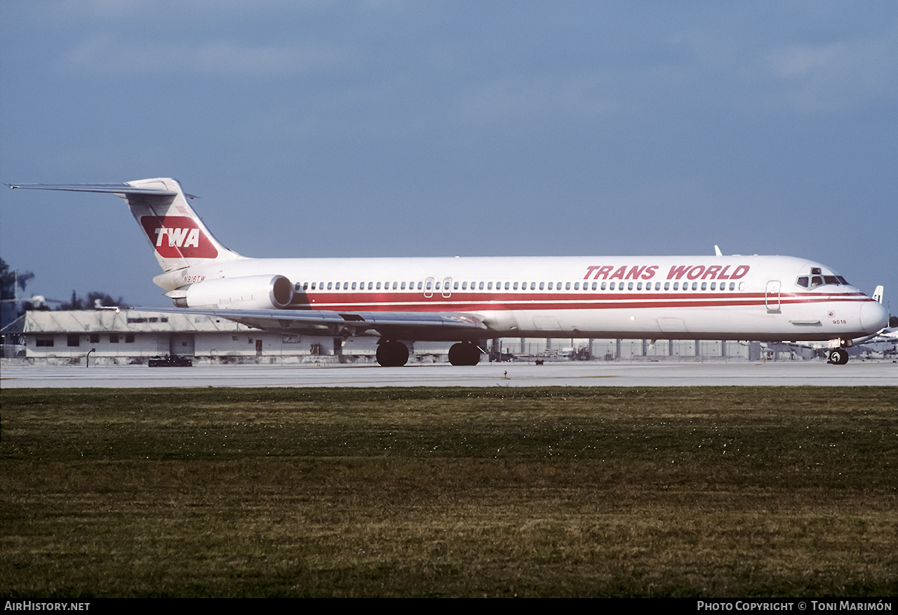 Aircraft Photo of N916TW | McDonnell Douglas MD-82 (DC-9-82) | Trans World Airlines - TWA | AirHistory.net #120281