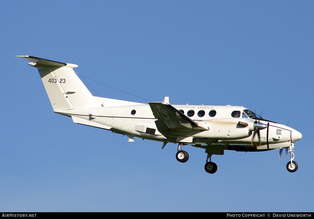 Aircraft Photo of 94-0323 / 40323 | Beech C-12R Huron (B200C) | USA - Army | AirHistory.net #120290