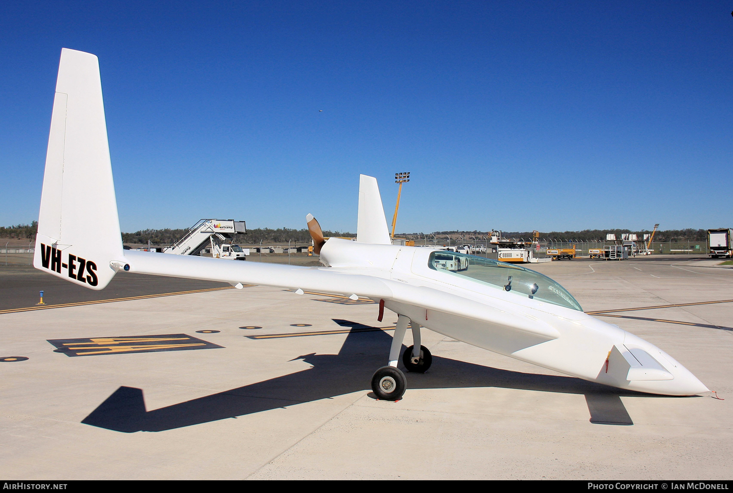 Aircraft Photo of VH-EZS | Rutan 61 Long-EZ | AirHistory.net #120401