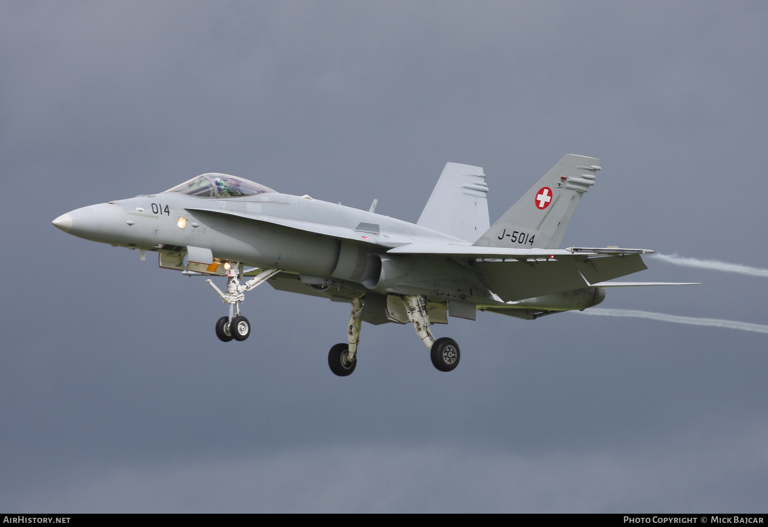 Aircraft Photo of J-5014 | McDonnell Douglas F/A-18C Hornet | Switzerland - Air Force | AirHistory.net #120402