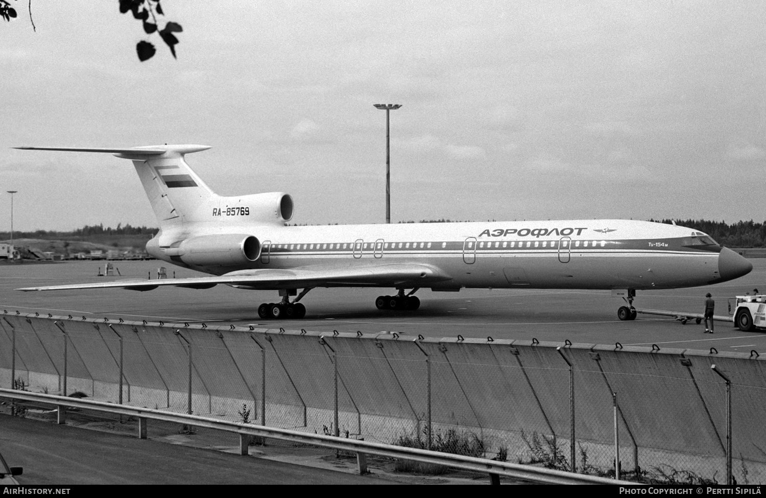 Aircraft Photo of RA-85769 | Tupolev Tu-154M | Aeroflot | AirHistory.net #120485