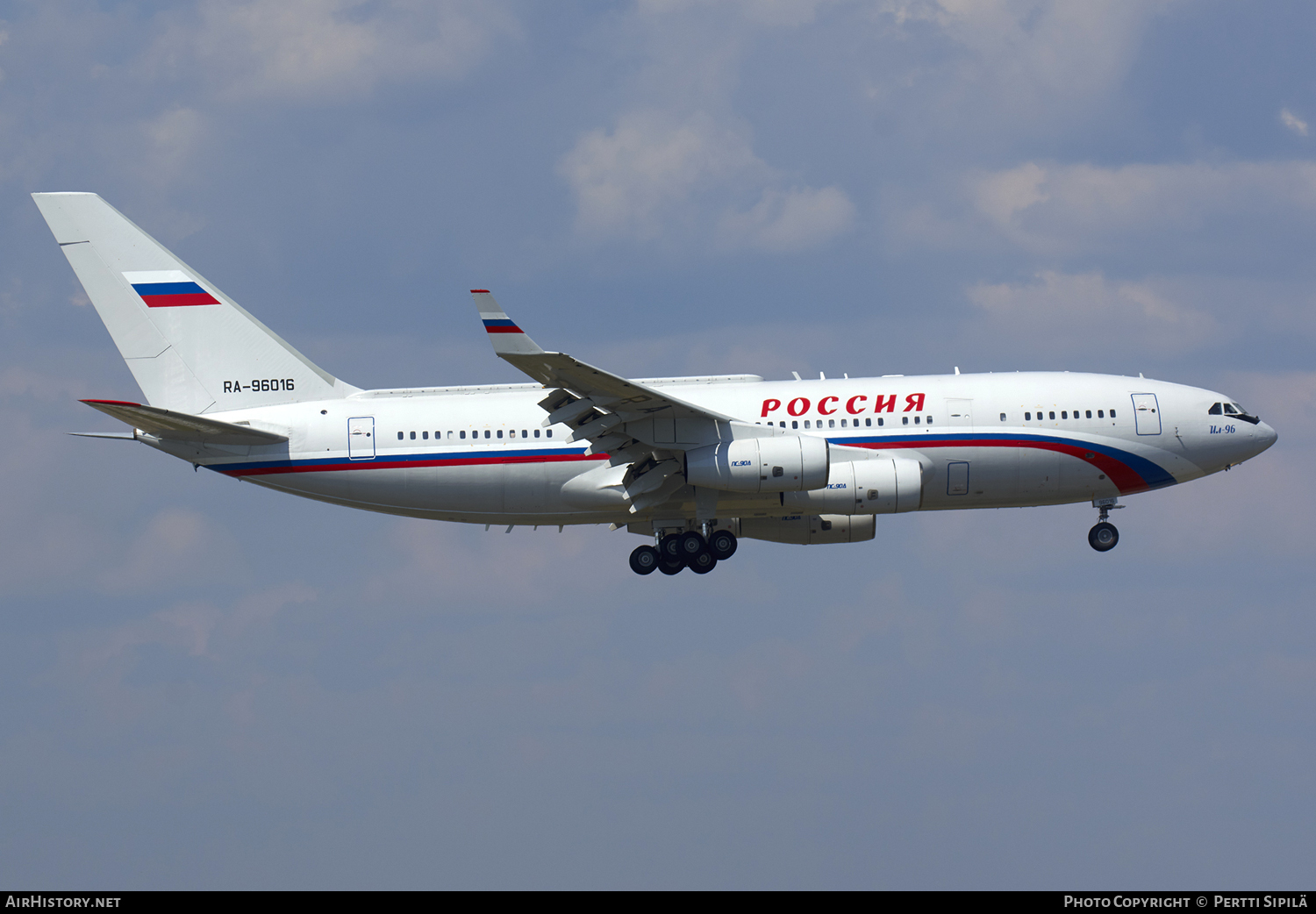 Aircraft Photo of RA-96016 | Ilyushin Il-96-300PU | Rossiya - Special Flight Detachment | AirHistory.net #120663