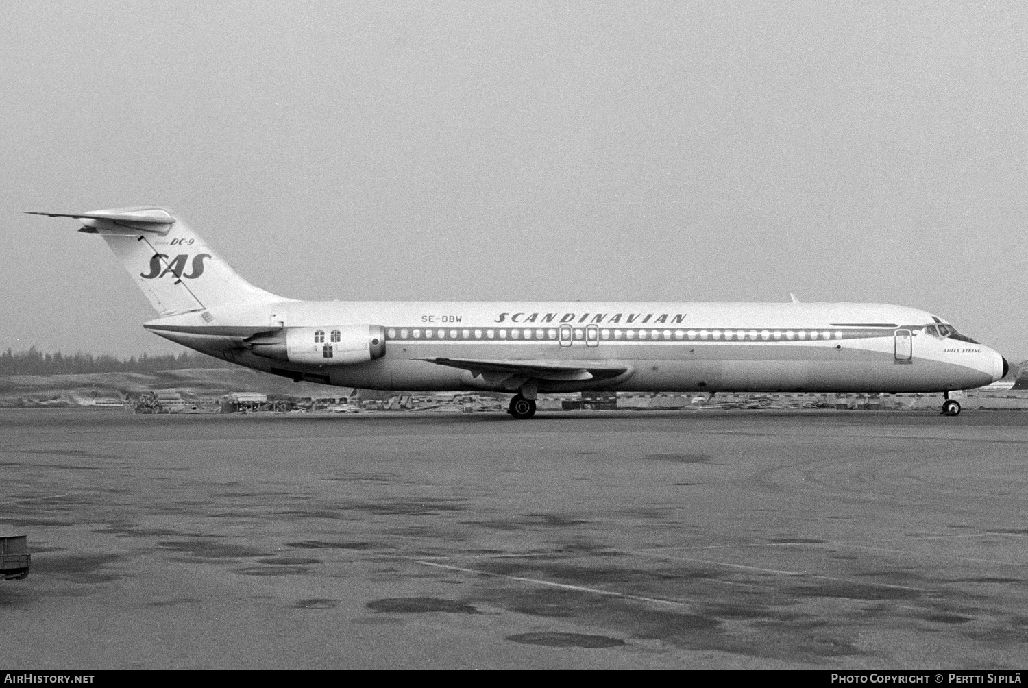 Aircraft Photo of SE-DBW | McDonnell Douglas DC-9-41 | Scandinavian Airlines - SAS | AirHistory.net #120687