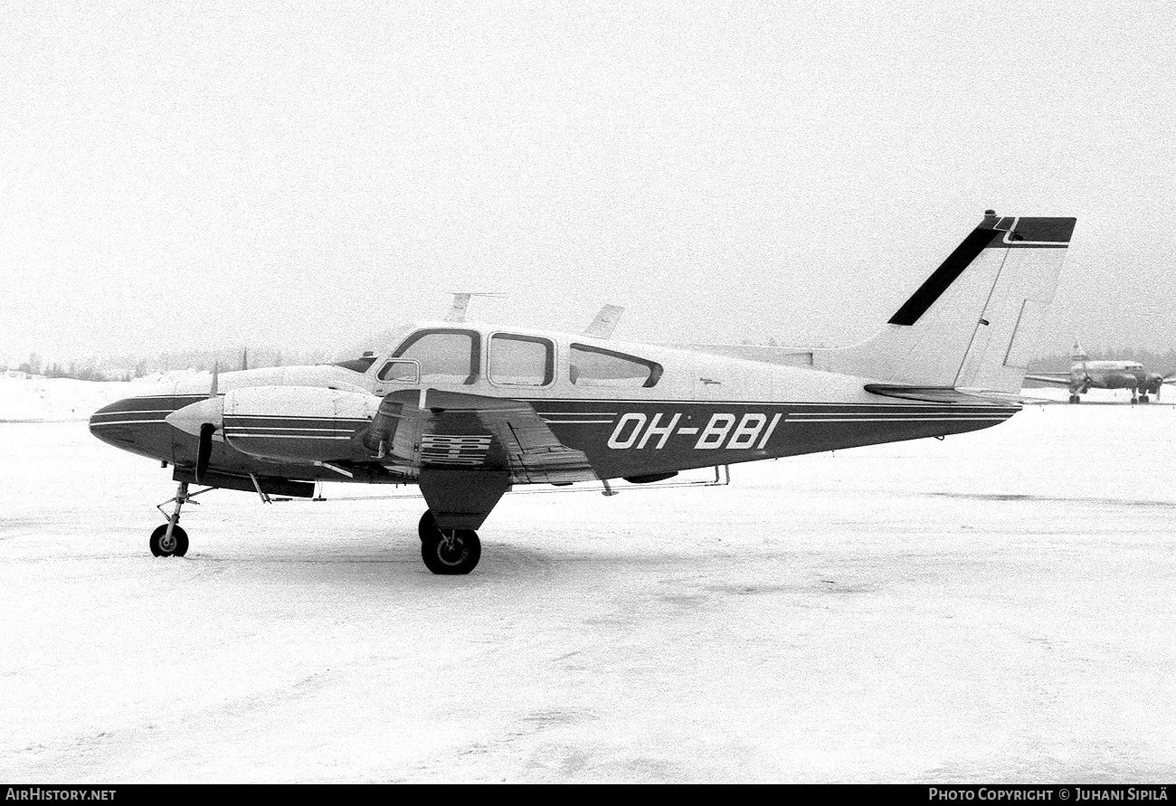 Aircraft Photo of OH-BBI | Beech D55 Baron | AirHistory.net #120692