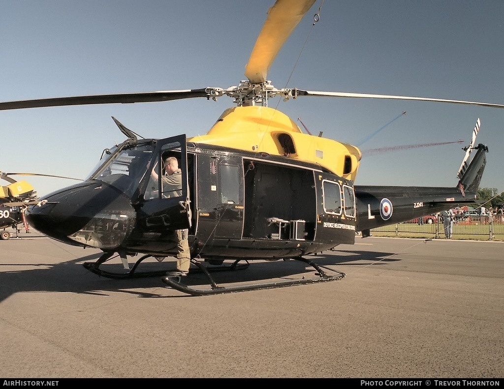 Aircraft Photo of ZJ241 | Bell 412EP Griffin HT1 | UK - Air Force | AirHistory.net #120695