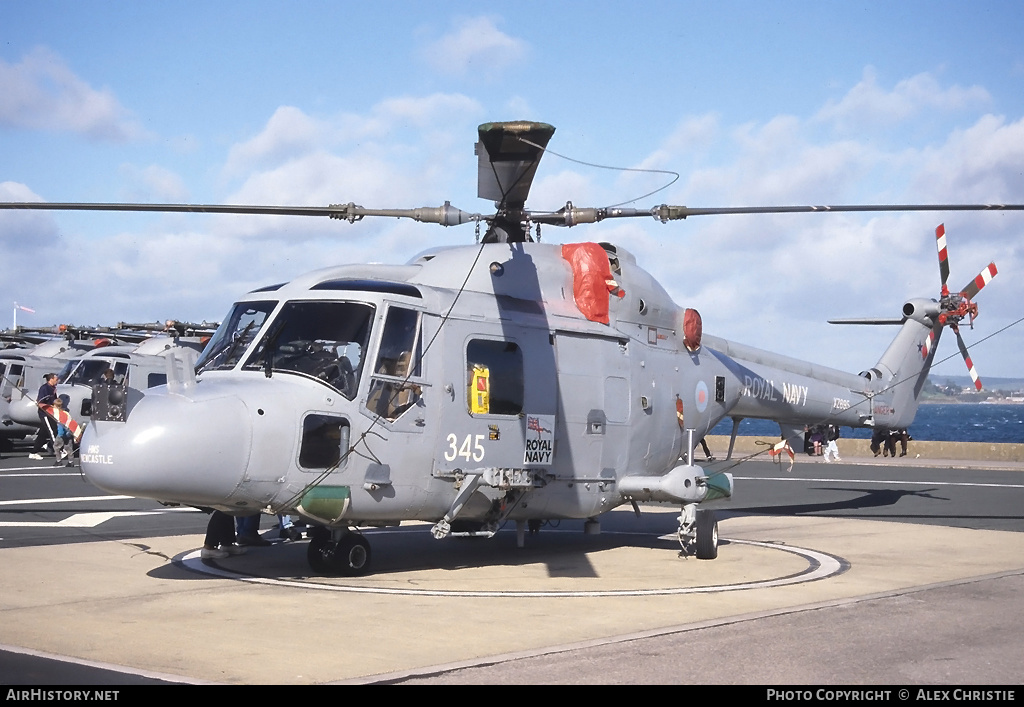 Aircraft Photo of XZ695 | Westland WG-13 Lynx HAS3S | UK - Navy | AirHistory.net #120731