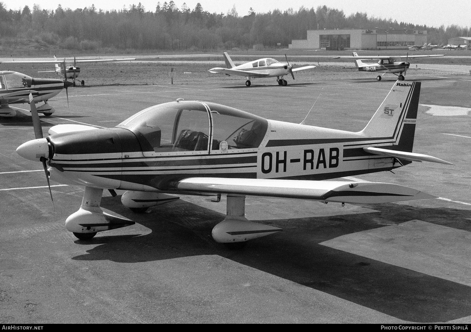 Aircraft Photo of OH-RAB | Robin HR-200-120B | Siipitaksi | AirHistory.net #120792