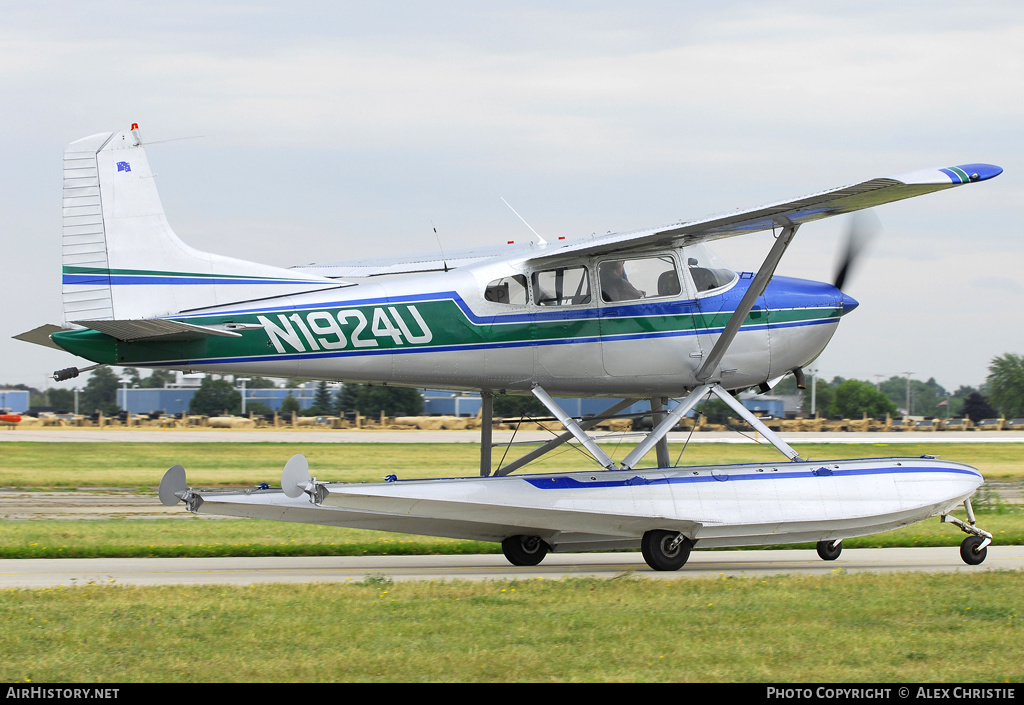 Aircraft Photo of N1924U | Cessna A185E Skywagon 185 | AirHistory.net #120794