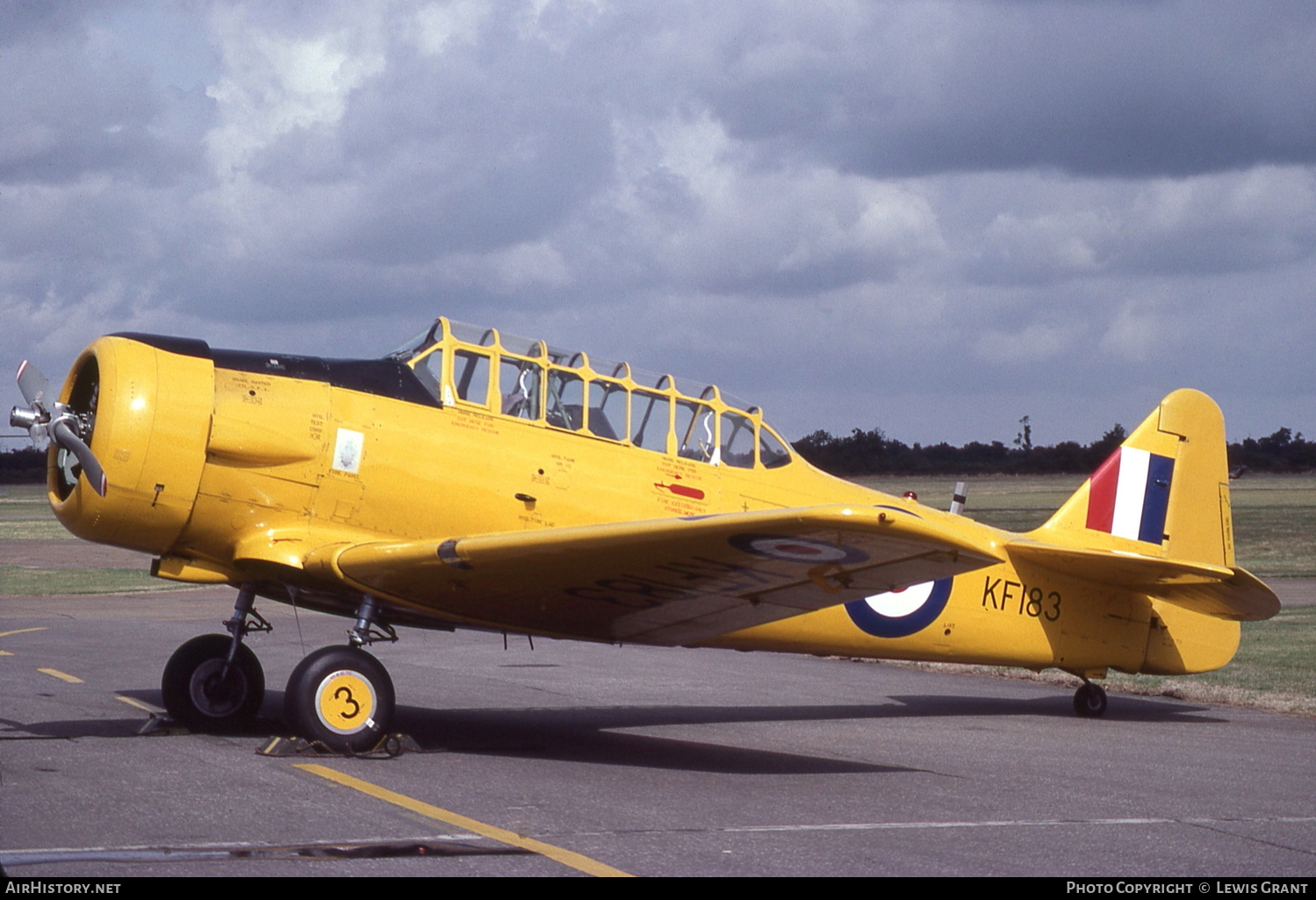 Aircraft Photo of KF183 | North American AT-16 Harvard IIB | UK - Air Force | AirHistory.net #120873