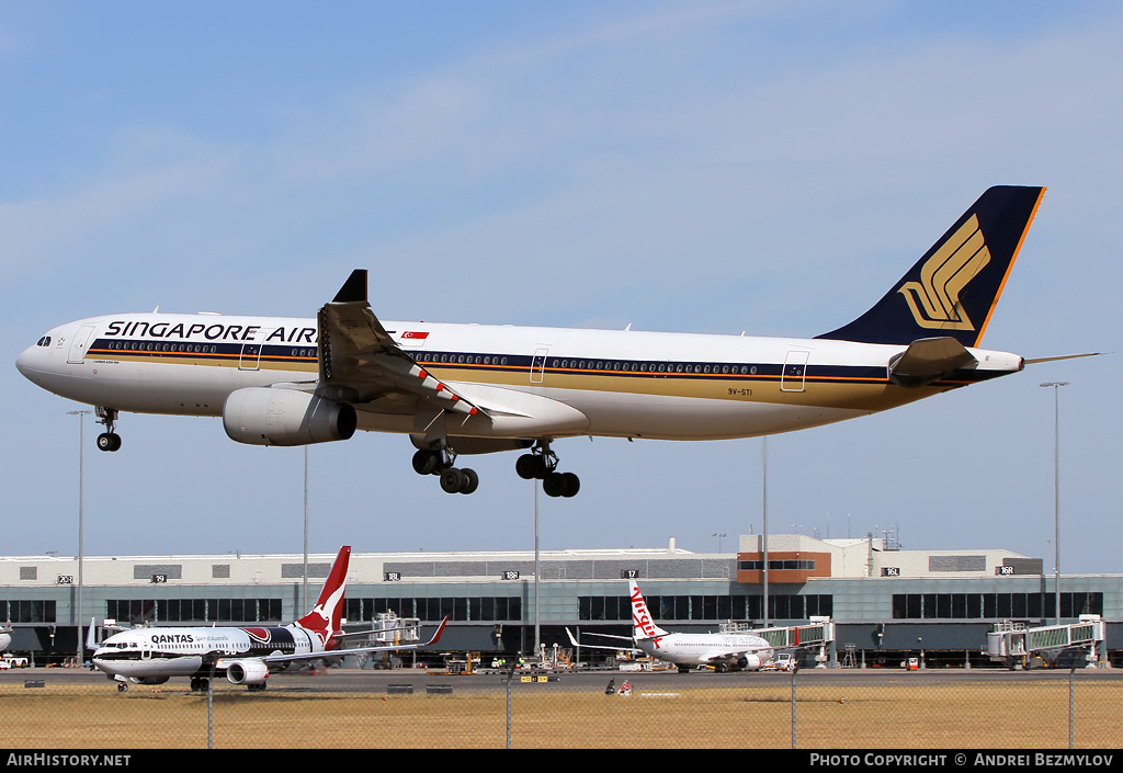 Aircraft Photo of 9V-STI | Airbus A330-343 | Singapore Airlines | AirHistory.net #120948