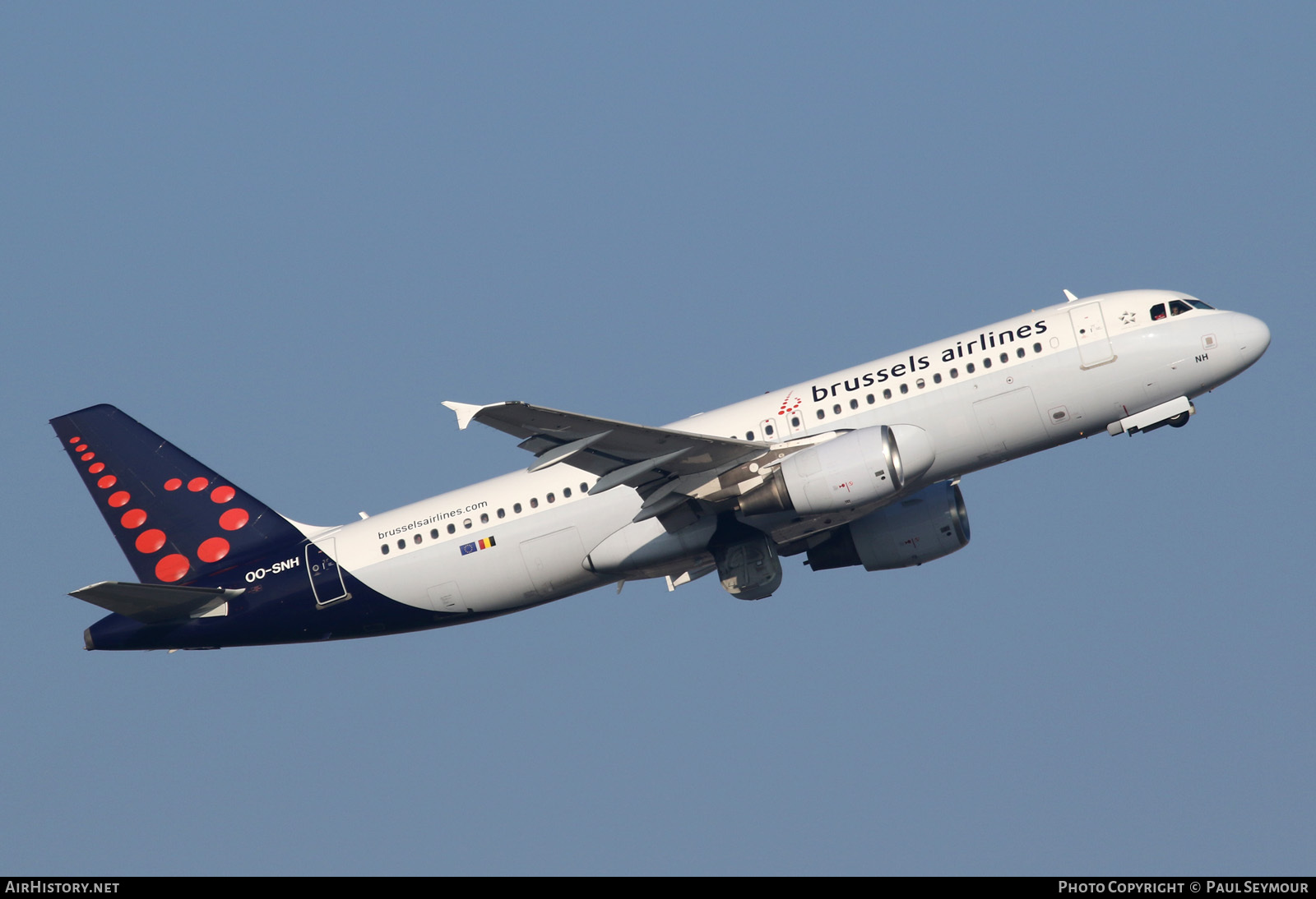 Aircraft Photo of OO-SNH | Airbus A320-214 | Brussels Airlines | AirHistory.net #121020