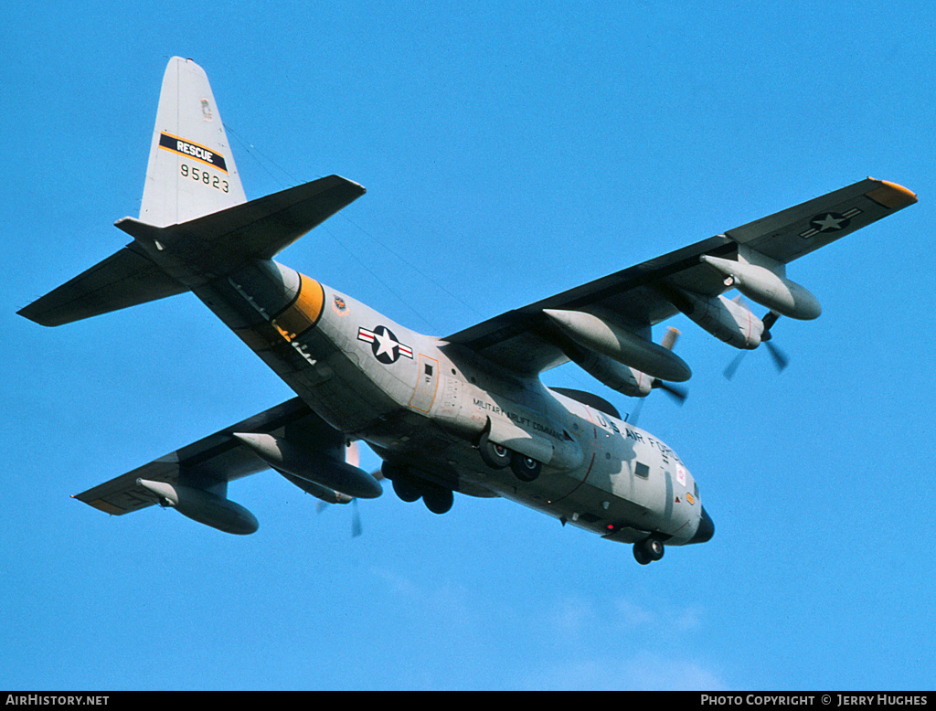 Aircraft Photo of 69-5823 / 95823 | Lockheed HC-130N Hercules (L-382) | USA - Air Force | AirHistory.net #121093