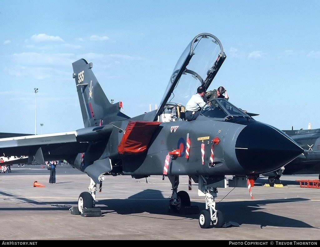 Aircraft Photo of ZA555 | Panavia Tornado GR1 | UK - Air Force | AirHistory.net #121141