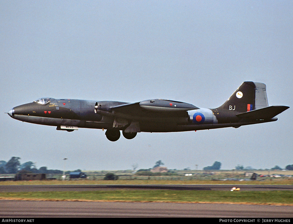 Aircraft Photo of WE113 | English Electric Canberra B2 | UK - Air Force | AirHistory.net #121156