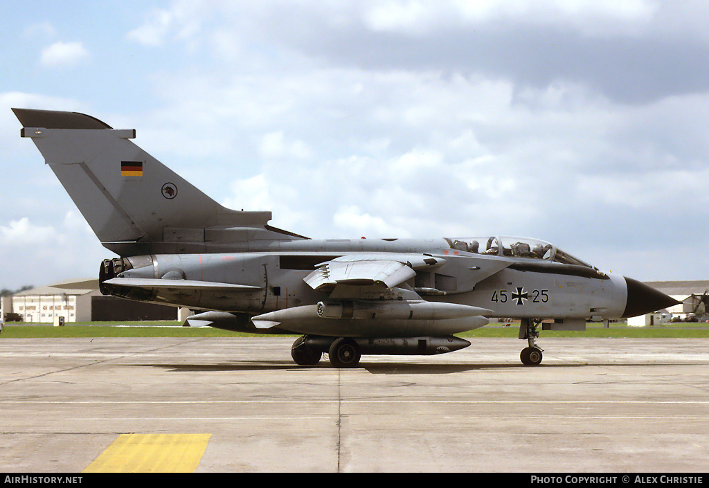 Aircraft Photo of 4525 | Panavia Tornado IDS | Germany - Air Force | AirHistory.net #121165