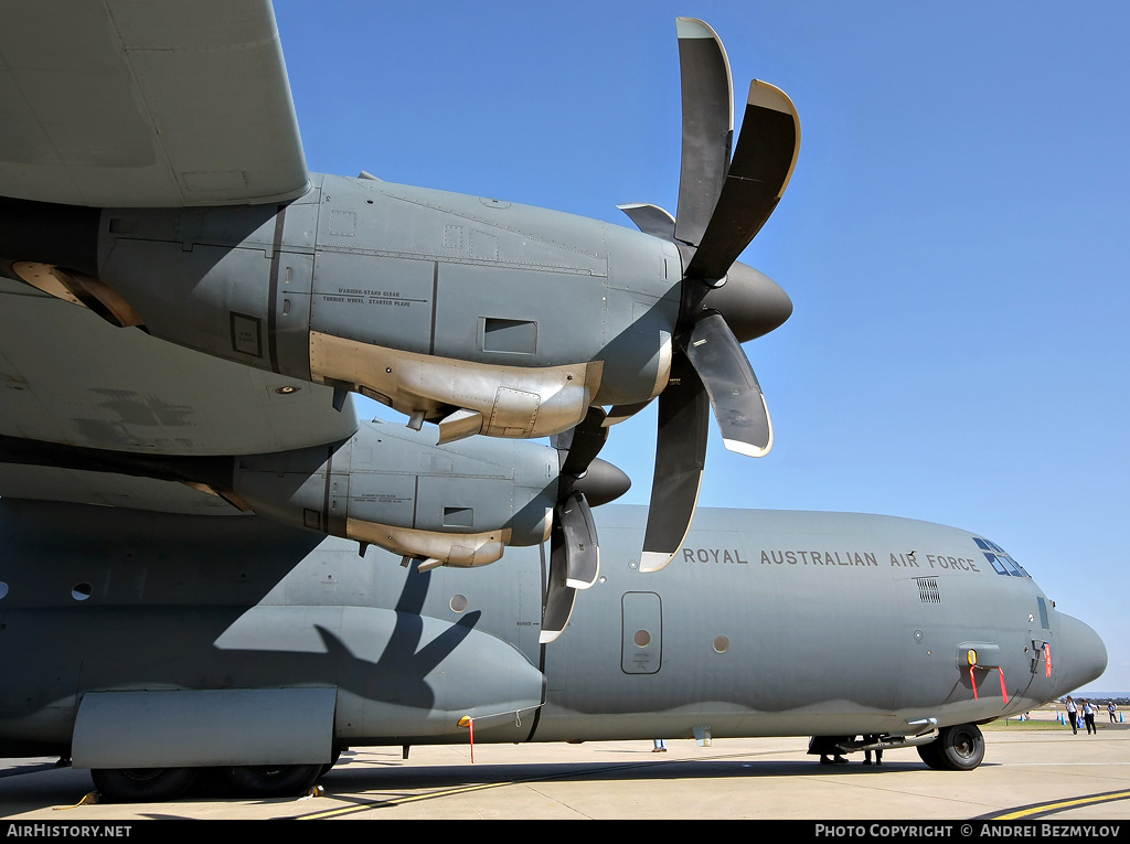 Aircraft Photo of A97-464 | Lockheed Martin C-130J-30 Hercules | Australia - Air Force | AirHistory.net #121236