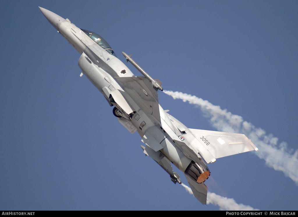 Aircraft Photo of 3056 | Lockheed Martin F-16E Fighting Falcon | United Arab Emirates - Air Force | AirHistory.net #121399
