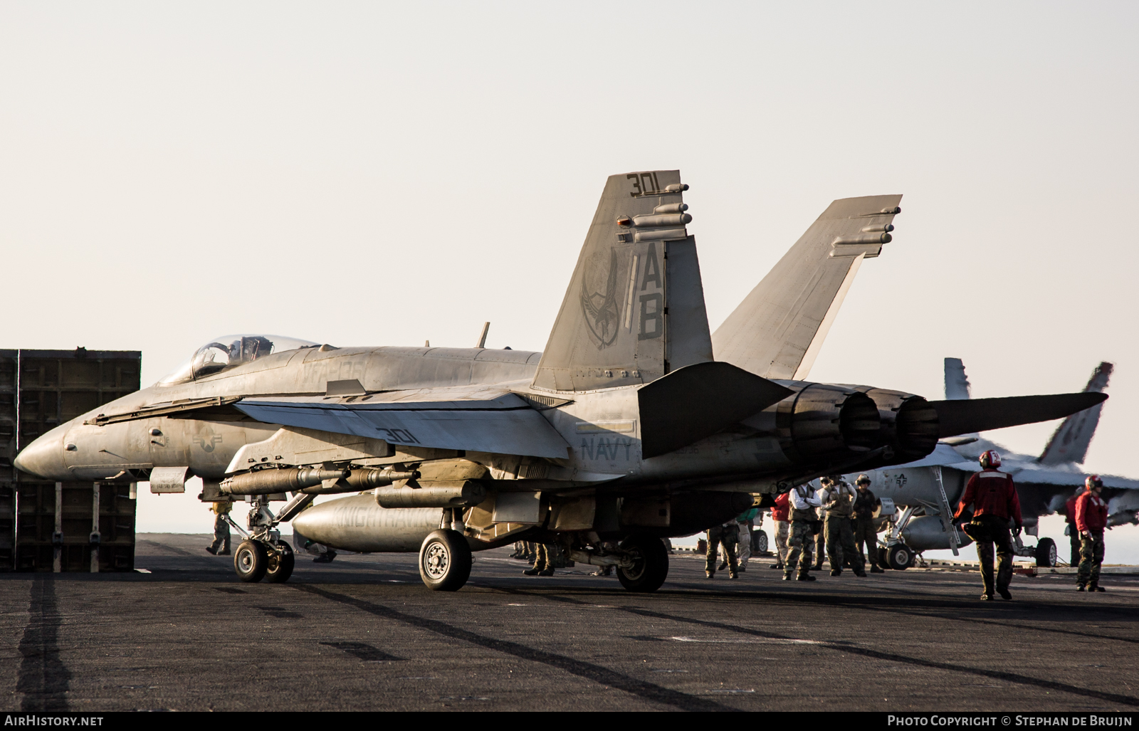 Aircraft Photo of 163736 | McDonnell Douglas F/A-18C Hornet | USA - Navy | AirHistory.net #121421