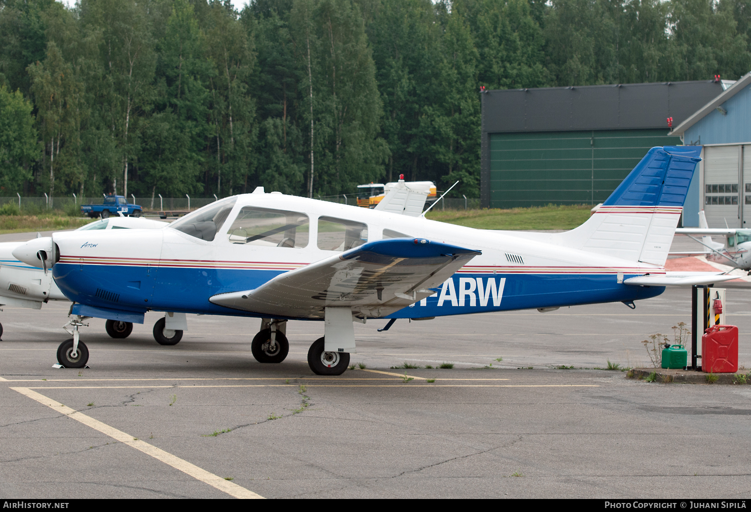 Aircraft Photo of OH-ARW | Piper PA-28R-201 Arrow | AirHistory.net #121618